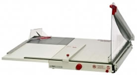 Cover material shears with built-in cornet cutter